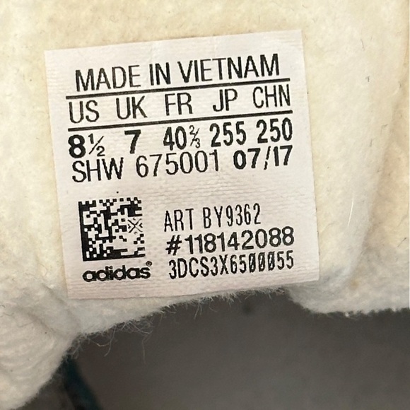 Adidas Gazelle Sneakers in Grey/Raw Pink BY9362 Women’s 8.5 - Picture 7 of 8